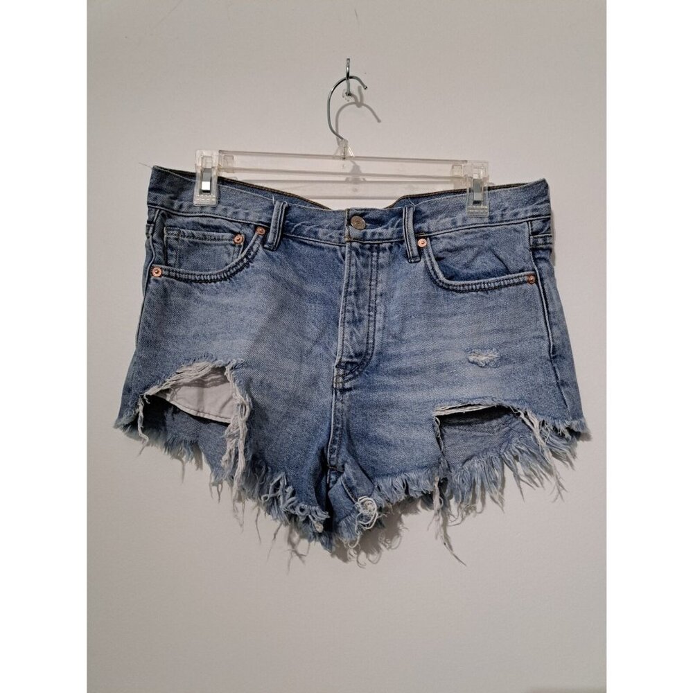 We The Free Blue denim high waisted short shorts size 27